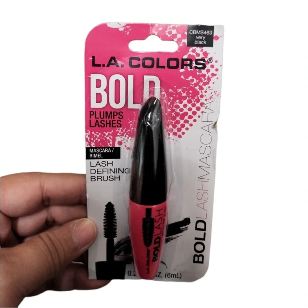 L.A. Colors NEW BOLD Plump Lashes Color Very Black